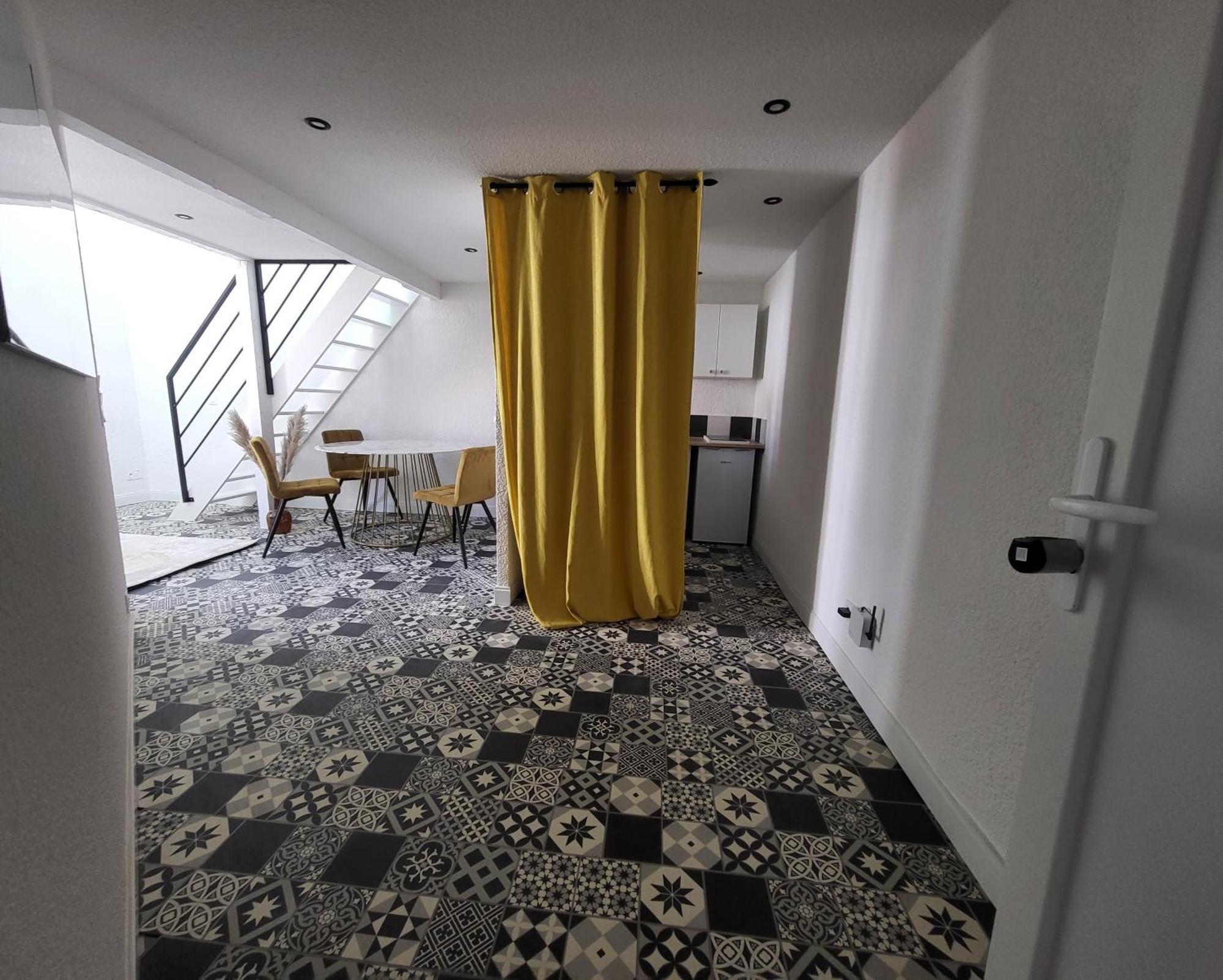 Apartamento Agence Du Sacre Coeur Immobilier Perpiñán Habitación foto